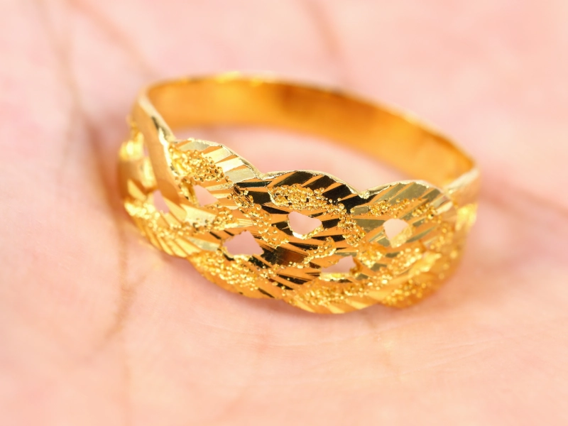 دليل مجوهرات فيرميل المخصص للعلامات التجارية وتجار الجملة 4 how to care custom vermeil jewelry