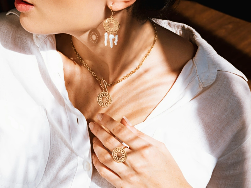 Why Custom Stainless Steel Jewelry MOQs are Higher? 3 fashion jewelry